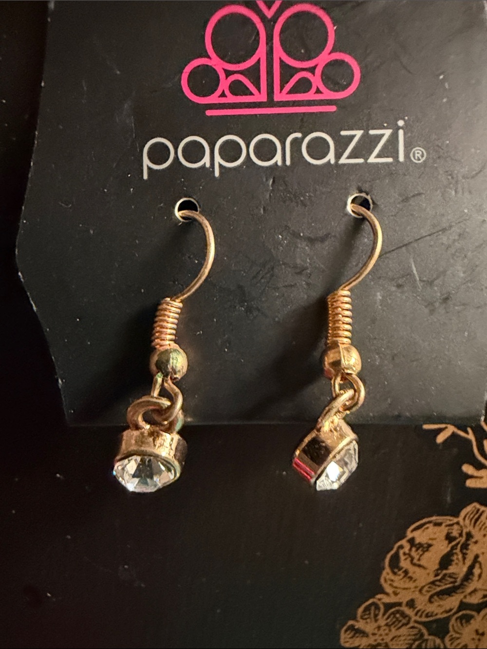 paparazzi Gold Dangle Earrings with Clear Crystals. 🆕